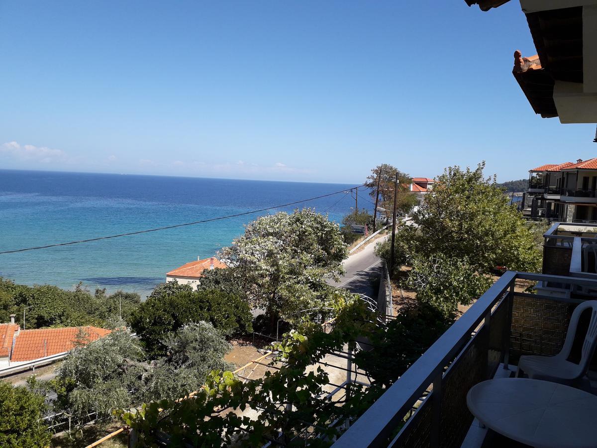 Hotel Kinira Bagian luar foto