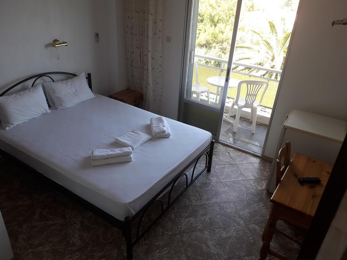 Hotel Kinira Bagian luar foto