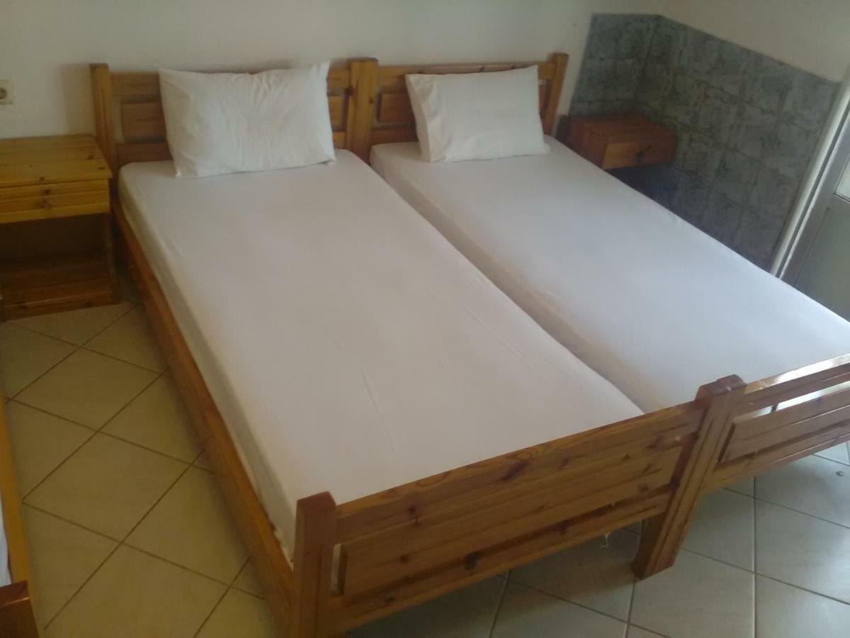 Hotel Kinira Bagian luar foto