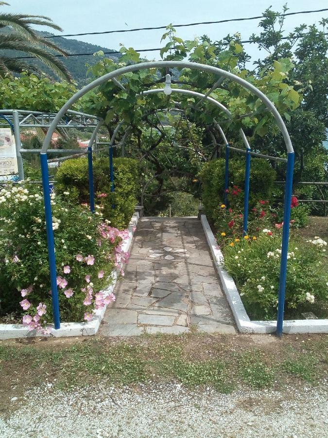 Hotel Kinira Bagian luar foto