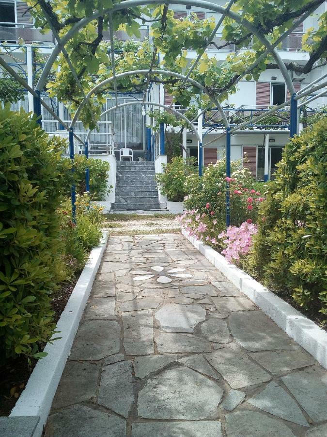 Hotel Kinira Bagian luar foto
